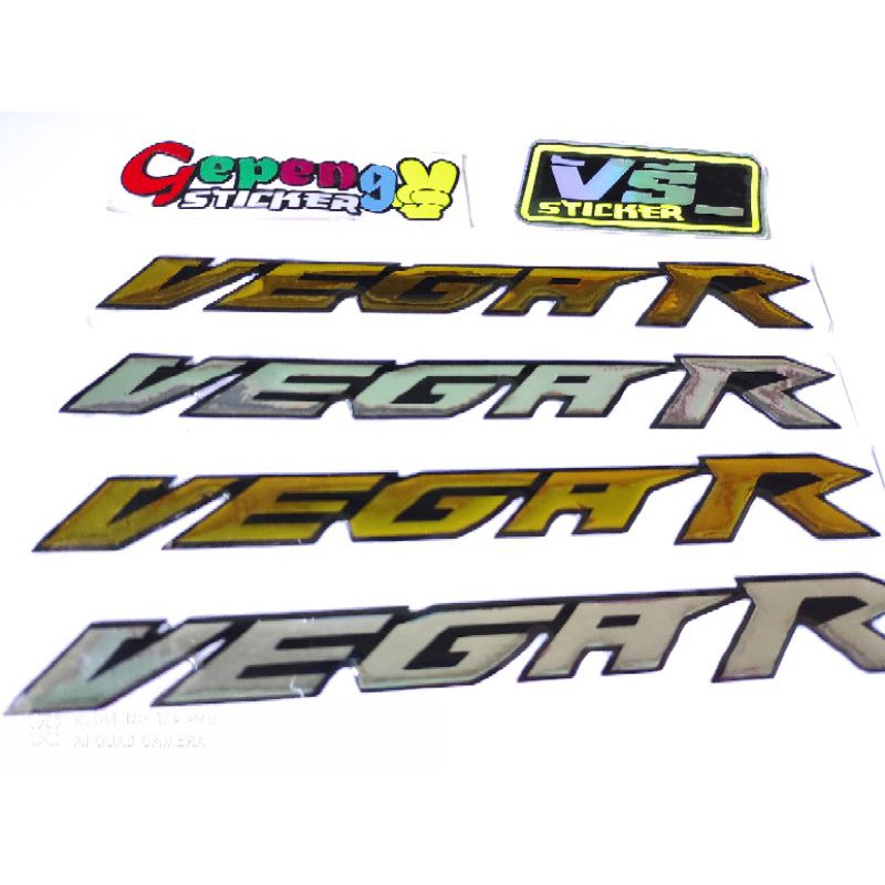 Miếng Dán Logo Trang Trí Xe Yamaha Vega R Màu Vàng / Bạc Giá Rẻ
