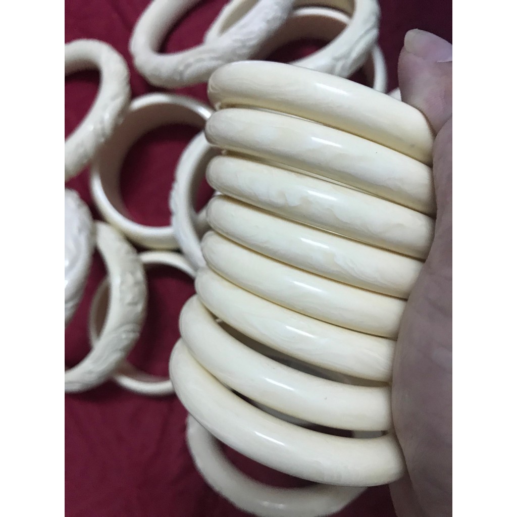 Vòng tay Xương Mỹ Nghệ tròn - Màu Ngà 10mm