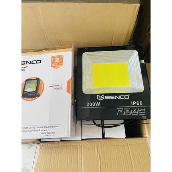 ĐÈN PHA ĐIỆN  CÔNG SUẤT 200W ÁNH SÁNG TRẮNG VÀ ÁNH SÁNG VÀNG