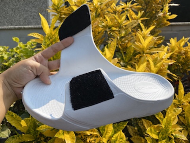 Oofos xuất Châu Âu,Mỹ