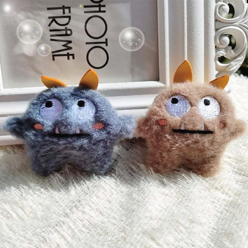 Ghim Cài Áo Hình Quái Vật Nhồi Bông Dễ Thương