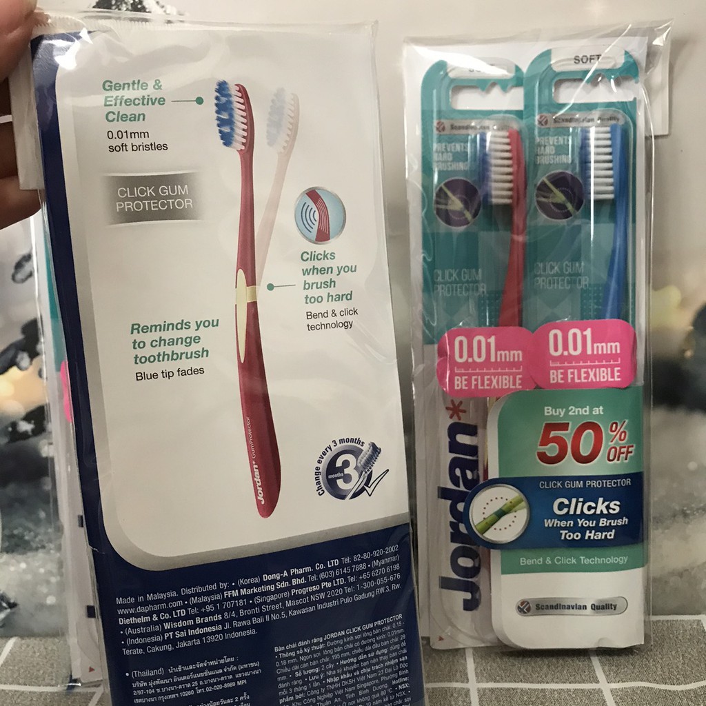 Bộ 2 Bàn Chải Đánh Răng Jordan Click Gum Protector