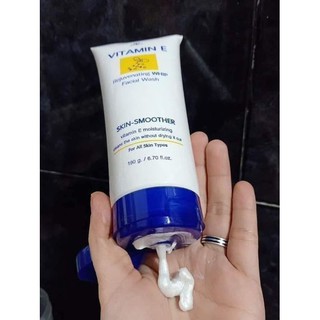 [L&V] Sửa Rửa Mặt Vitamin E Thái Lan