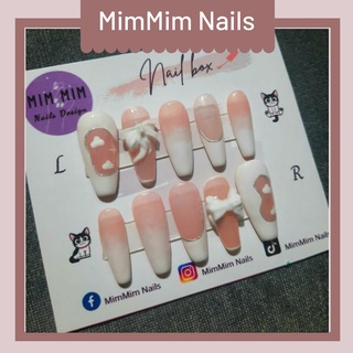Nail box móng úp thiết kế đính charm nơ nhẹ nhàng