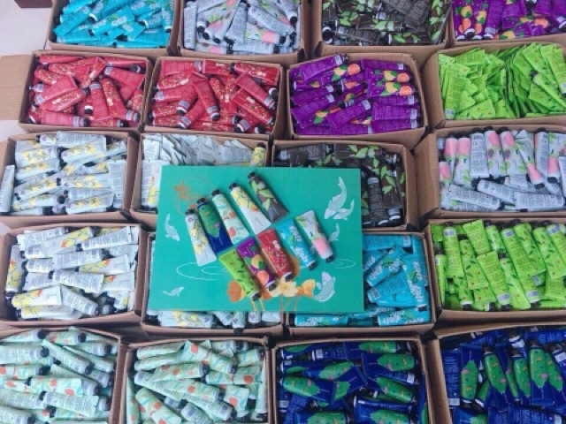 Kem dưỡng da tay Maycreate 30ml | BigBuy360 - bigbuy360.vn