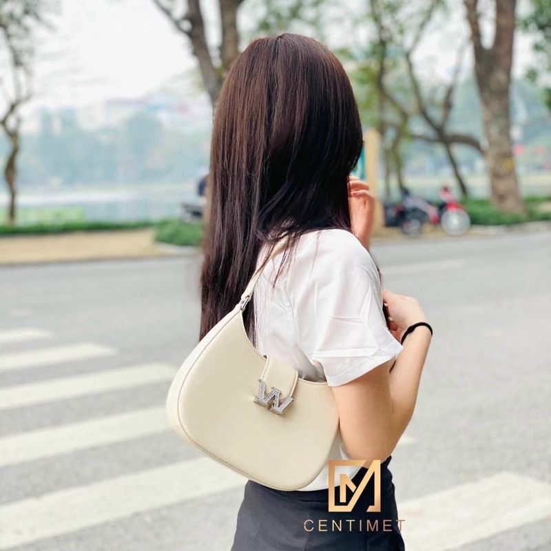 Túi chữ W đính đá hàng nguyên hộp tem sang chảnh xịn xò