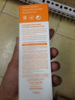 SỮA RỬA MẶT PURE MIND PREMIUM SO FRESH CLEANSING FOAM