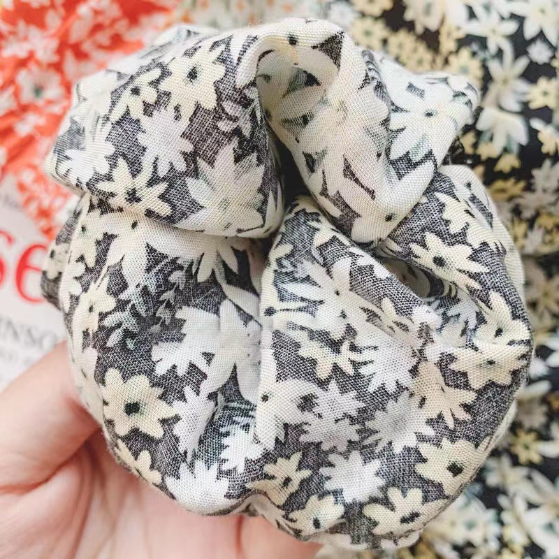 Quần Dài Chống Muỗi Dáng Suông Họa Tiết Hoa Nhí Xinh Xắn Cho Bé Từ 1-8 Tuổi