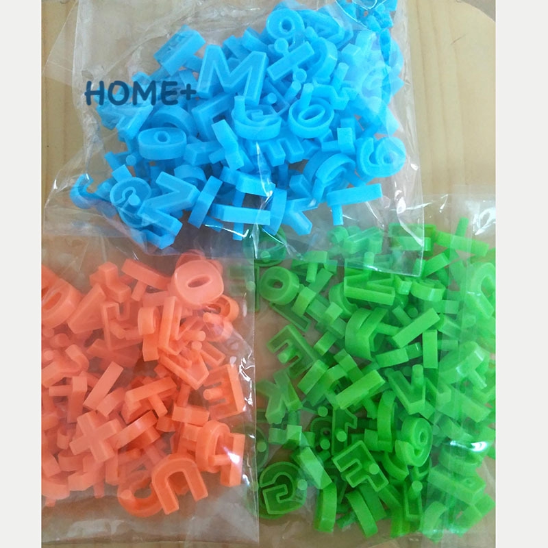 Bộ 80 bảng chữ cái nhựa và đồ chơi số cho bé