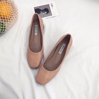 Giày mũi vuông cổ điển