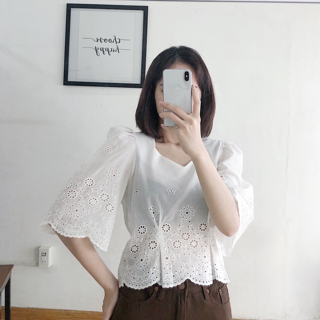 ÁO XÔ TRẮNG CỔ TIM