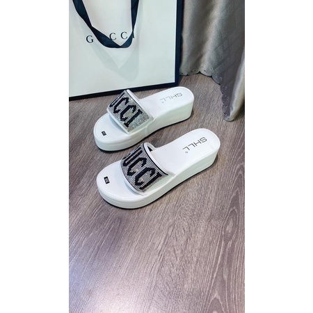 ✨✨ Xuồng Gc BọC Da cao cấp     Cao 5fcực hót về sẵn nâu y hình