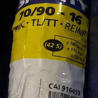 Vỏ xe 70/90-16 MICHELIN PILOT STREET 2 dùng cho các xe NOUVO, LX, HAYATE, ...
