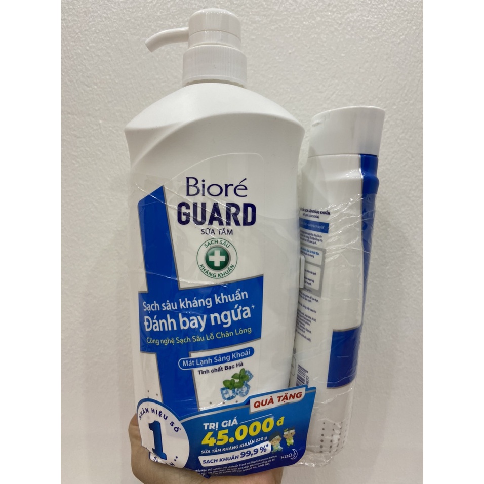 SỮA TẮM BIORE GUARD SẠCH SÂU KHÁNG KHUẨN 800G tặng dây sữa tắm