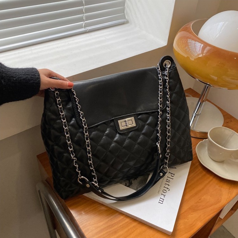 Túi Xách Nữ Đẹp Đeo vai, Đeo Chéo Đi Chơi, Đi Làm khóa xoay dây xích đẹp Thời Trang Havi  TX086