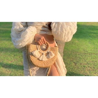 Túi cói hoạ tiết tua rua boho