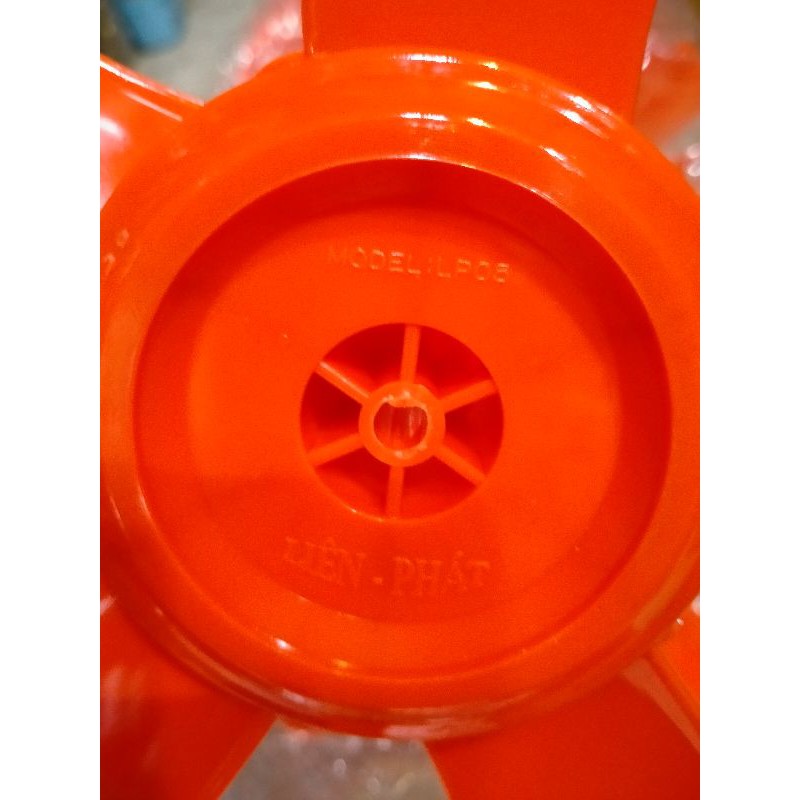 Cánh quạt 5 lá B4