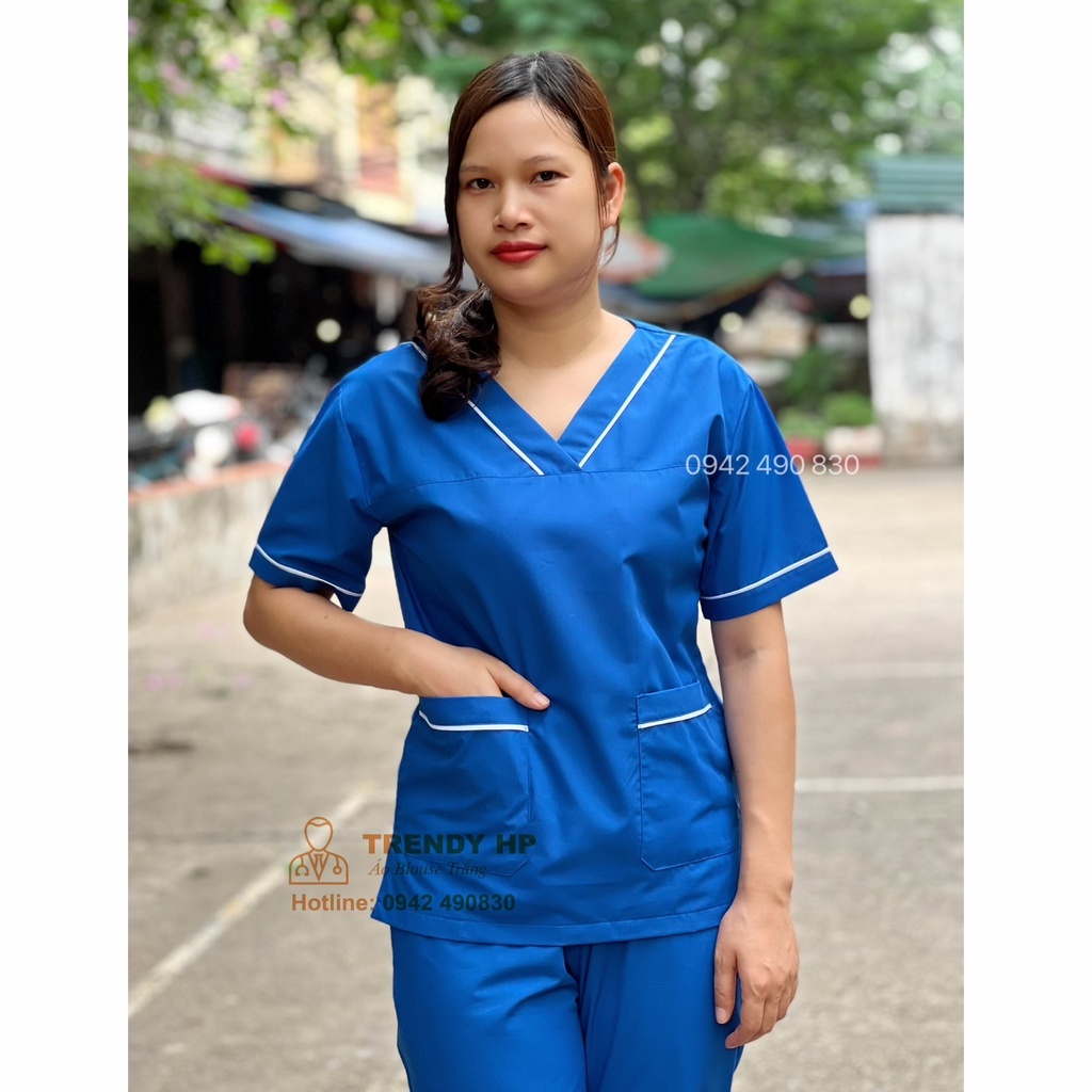 Bộ scrubs cổ tim chui xanh cô ban Viền Trắng cho kỹ thuật viên, hộ lý, dược sỹ, phòng khám, thẩm mỹ viện, spa