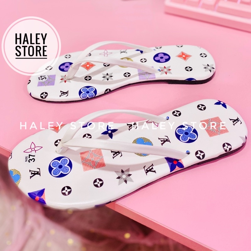 Dép nữ đế bệt kẹp dây xỏ ngón hoạ tiết L/V xinh yêu hottrend mùa hè 2021 HALEY STORE