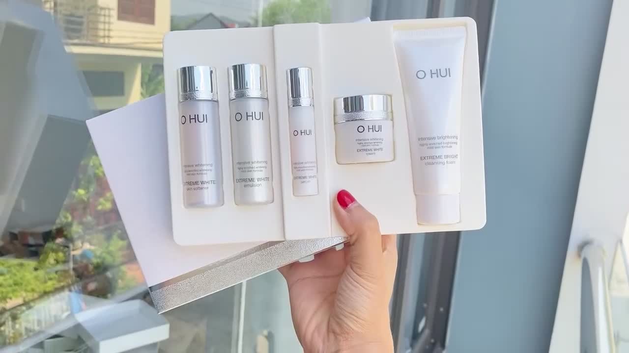 Set dưỡng trắng da mờ sạm nám chống lão hóa - Ohui Extreme White 5 món | BigBuy360 - bigbuy360.vn