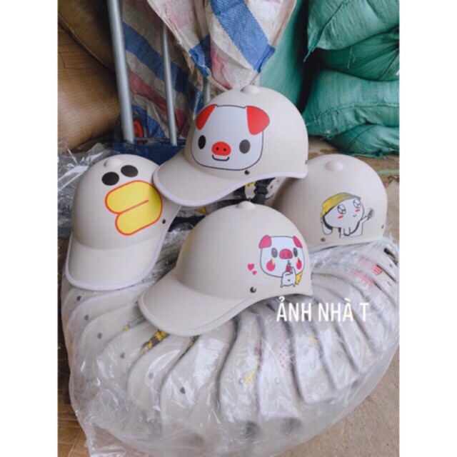 Mũ bảo hiểm thời trang 100c ( Mũ bảo hiểm 1/2)