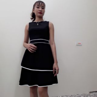 Đầm phối viền trắng ( kèm hình và video thật)