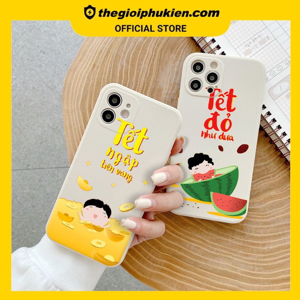 Ốp lưng iphone cạnh vuông Cậu bé chúc tết dành cho iphone 6 đến 13promax - E119 | BigBuy360 - bigbuy360.vn