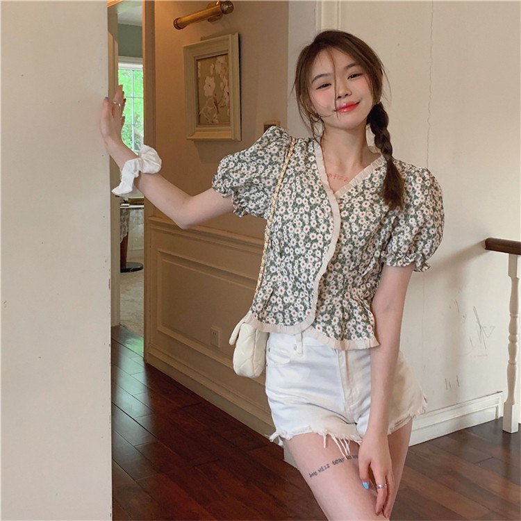 Áo Kiểu Tay Phồng Cổ Chữ V Họa Tiết Hoa Xinh Xắn Sành Điệu Cho Nữ | BigBuy360 - bigbuy360.vn