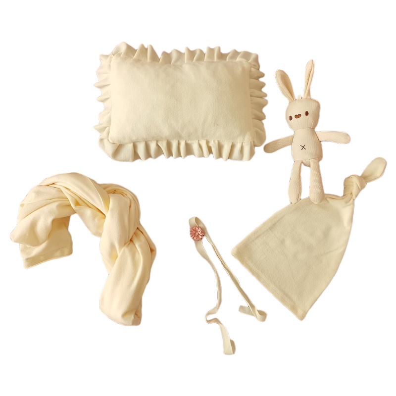 Set 5 Món Gồm Chăn + Mũ + Gối + Mũ Beanie Cho Bé Sơ Sinh
