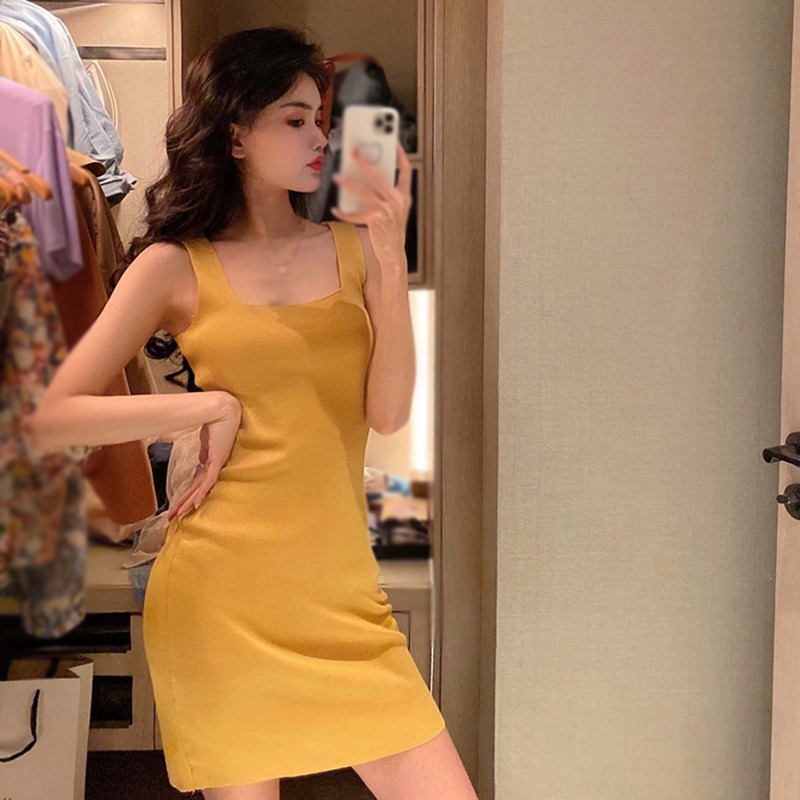 Đầm Sát Nách Cổ Vuông Màu Sắc Thanh Lịch Cho Nữ