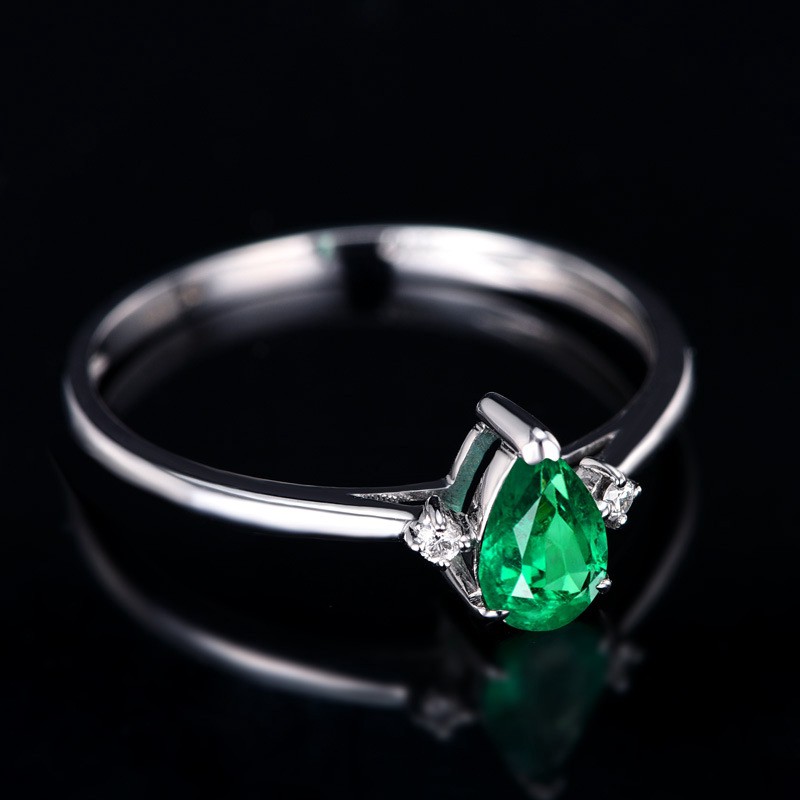 Nhẫn Đeo Tay Kim Loại Đính Ngọc Lục Bảo Giả Thanh Lịch Cho Nữ