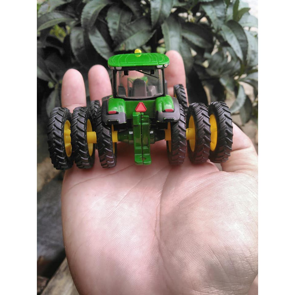 mô hình xe máy cày John Deere 8400R 10 bánh xe