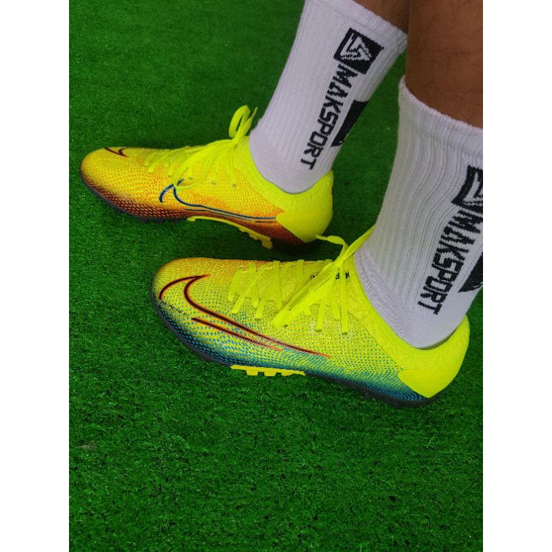 Giày đá bóng Vapor 13 XIII Cr7 TF
