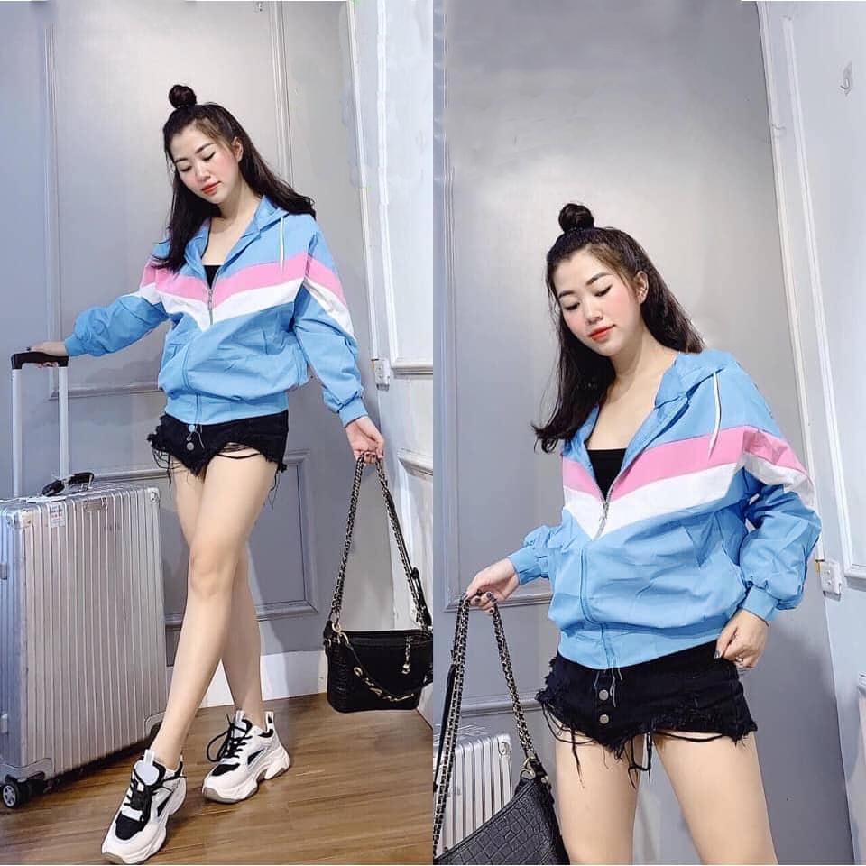 Áo khoác dù chống nắng nữ có mũ form rộng phối viền chữ V ấn tượng KD02