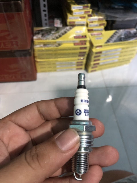 Bugi Brisk Super chân đồng cho Xipo - xe 2T Brisk nhập khẩu Thụy Điển