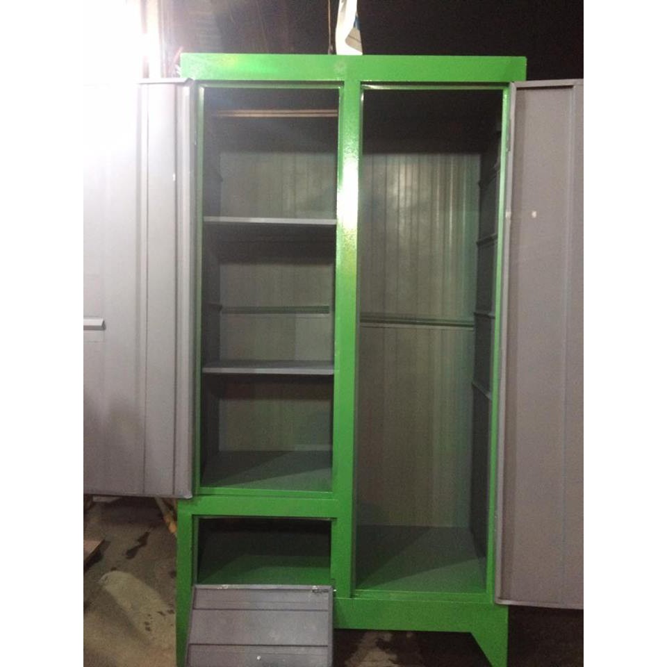 Tủ sắt quần áo 1m8x90x45