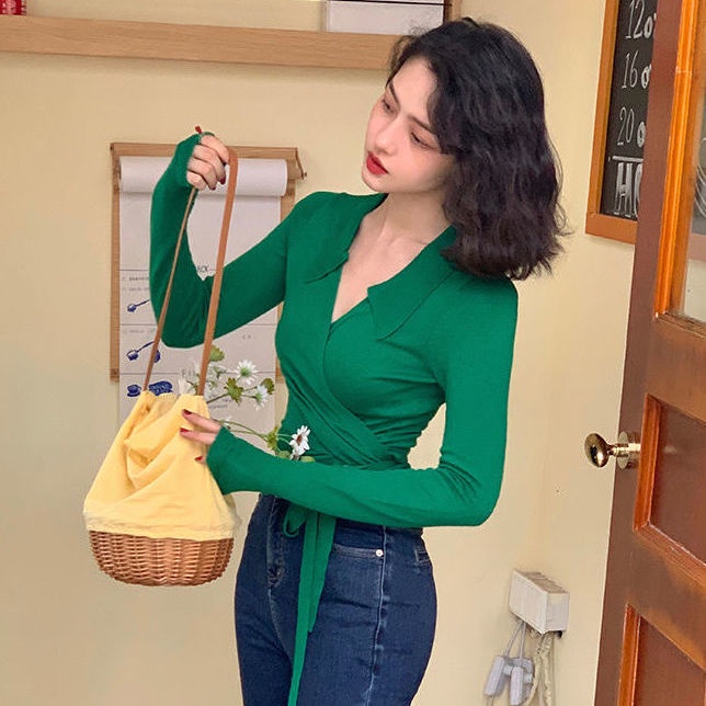 Áo croptop cổ chữ V eo cao phong cách retro Pháp thời trang mùa thu cho nữ 2021