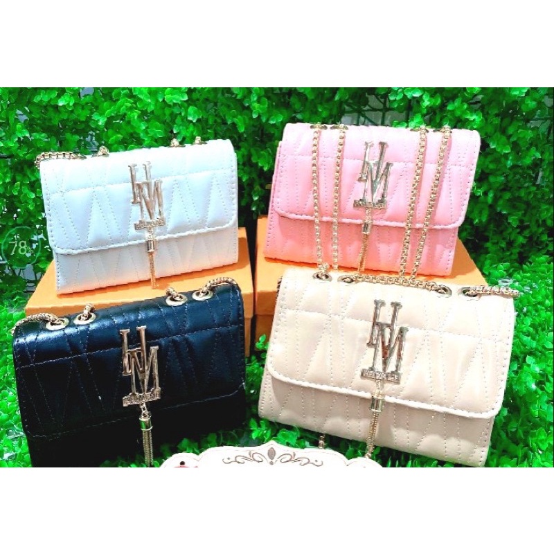 Túi xách nữ đeo chéo đẹp mang phong cách trẻ trung