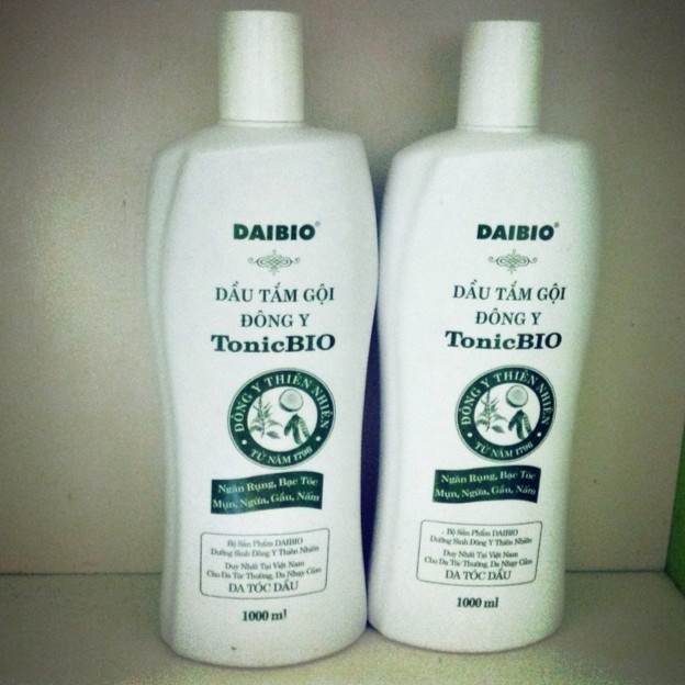 Dầu tắm gội Đông y ( 1000 ml) dùng cho tóc dầu | BigBuy360 - bigbuy360.vn