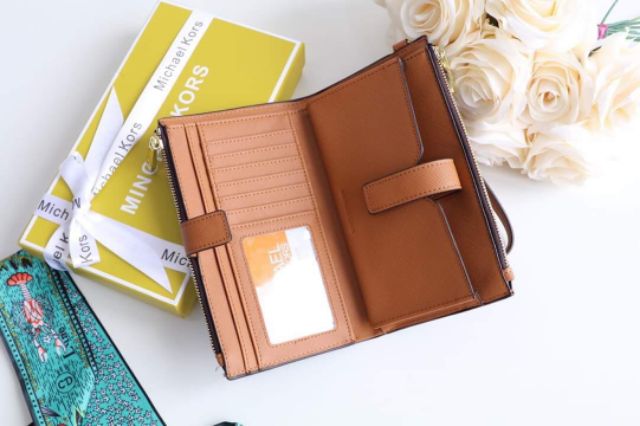 Ví mini khóa kéo sz 18cm, Hàng Có Tem Mag Đầy Đủ