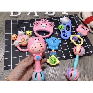 Set 7 chiếc xúc xắc cho bé