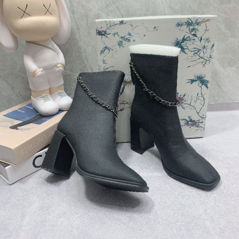 tu Boot Xích Rớt Cổ Cao Gót 8p Da Mềm Êm Fullbox Hàng Xịn Cao Cấp