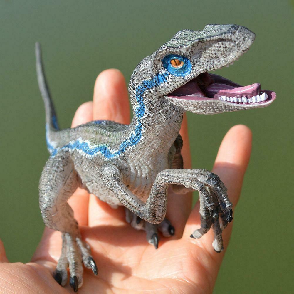 Đồ chơi khủng long Velociraptor hoạ tiết xanh dương trong phim Jurassic World quà tặng ý nghĩa cho trẻ nhỏ