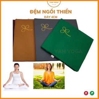 Thảm ngồi Thiền, Tụng Kinh