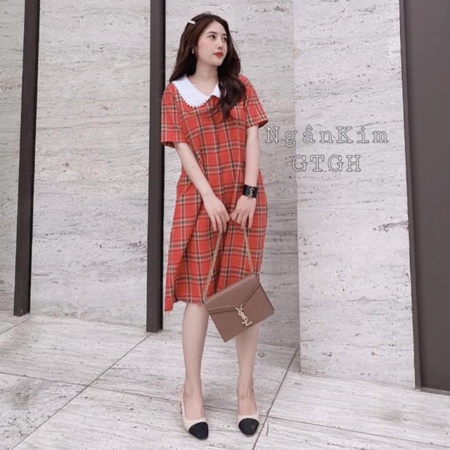 Váy Suông Kẻ Đỏ Cổ Sen Siêu Xinh , Đầm Suông Kẻ Đỏ Cao Cấp