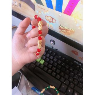 Vòng tay tỳ hưu đỏ ( 5 con tỳ hưu)