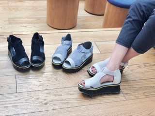 Sandal hở mũi đế bánh mì độn 6cm