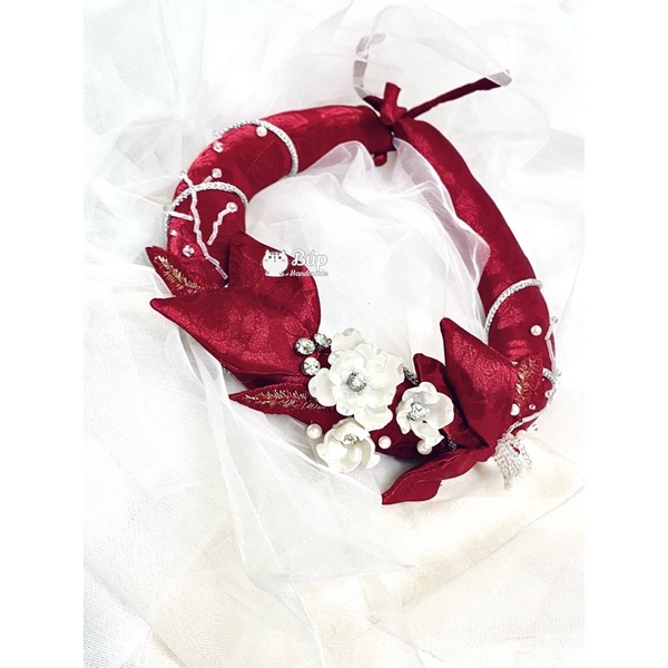 Mấn gấm cô dâu mấn áo dài đính hoa lá