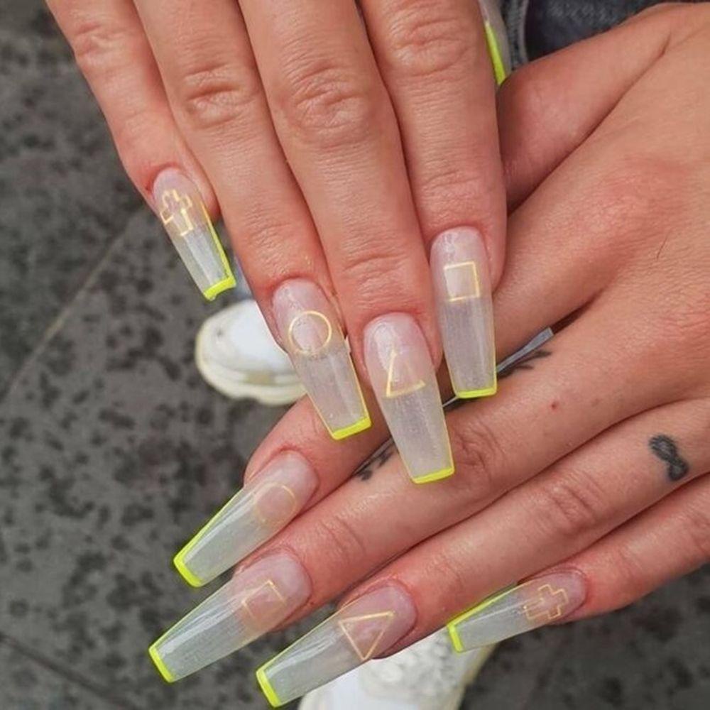 Bộ Móng Tay Giả Bằng Acrylic Cao Cấp