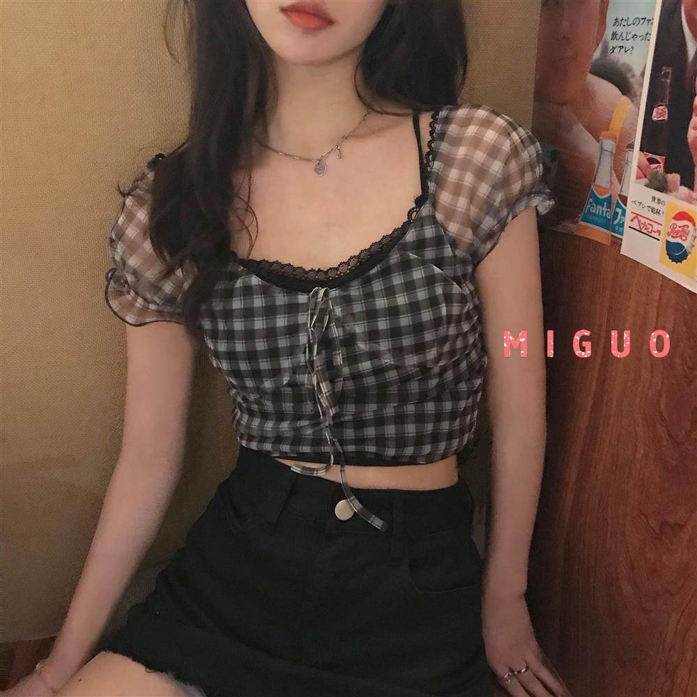 Áo Sơ Mi Tay Ngắn Kẻ Caro Đen Trắng Trẻ Trung Hợp Thời Trang